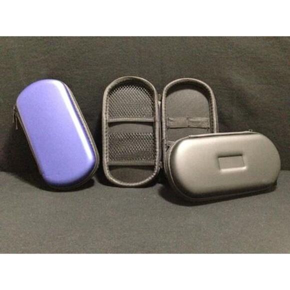 Multipurpose soft top case, Great for charging cords, school supplies, travel - Picture 2 of 8